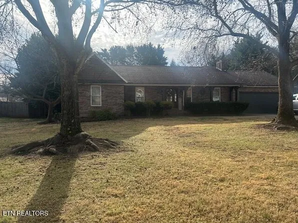 1836 Westcliff Dr, Maryville, TN 37803