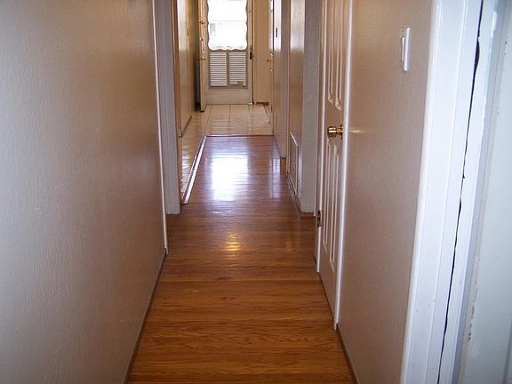 2nd image of 2710 Kendrick Cir