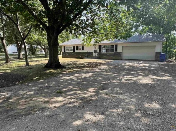 603 Warren St, Oskaloosa, KS 66066