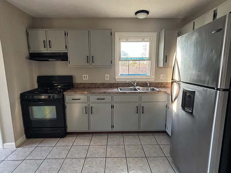 394 Porters Point Rd #A — Photo 7