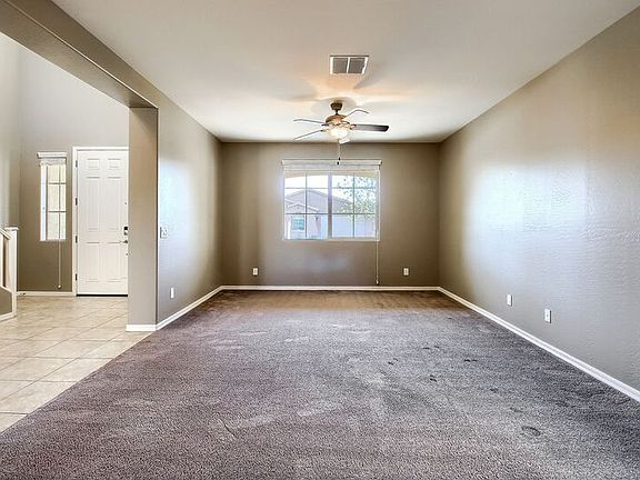 5th image of 144 W Evergreen Pear Ave