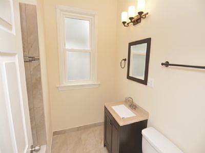 4th image of 2303 W North Ave