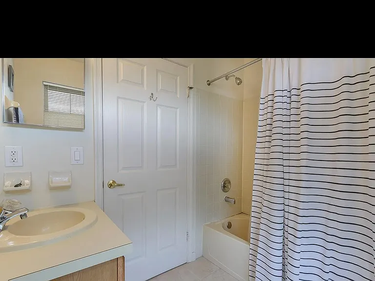 6404 Preston Way — Photo 16
