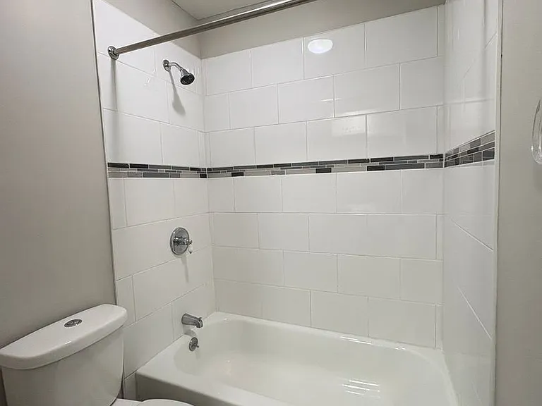 7353 Rockleigh Ave #A — Photo 96
