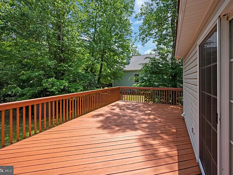 110 Parliament St — Photo 27