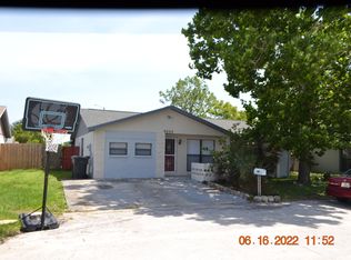 9203 Roundwood Ct, Tampa, FL 33615