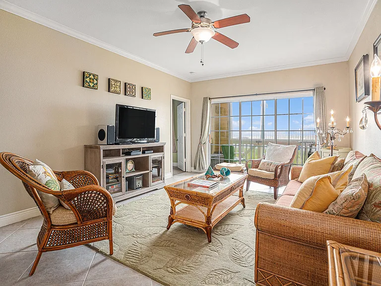7000 Seawall Blvd #1011 — Photo 29