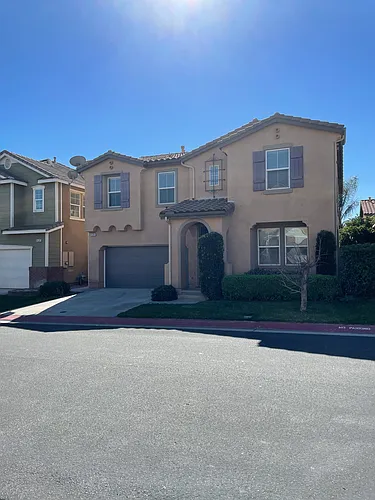4588 Vincent Way Photo 1