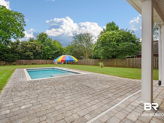 4th image of 9270 Parliament Cir