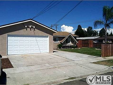 3rd image of 393 Coralwood Dr