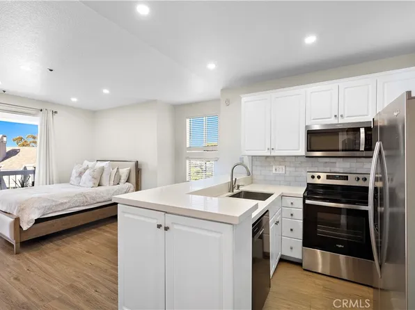 20301 Bluffside Cir APT 313, Huntington Beach, CA 92646