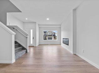 16521 20th Ave SW, Edmonton, AB T6W5K1