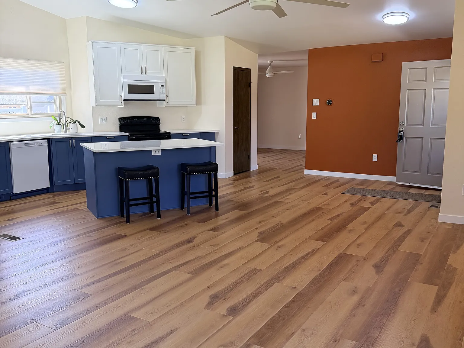 23 Scott Drive North - 1 — Photo 3