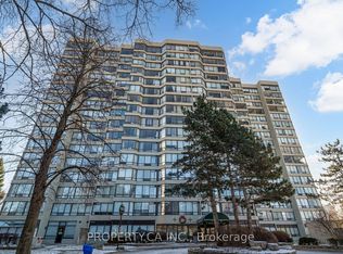 26 Hanover Rd #904, Brampton, ON L6S 4T2