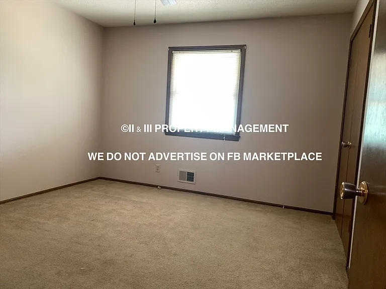 1410 SW Sunset Ave — Photo 9