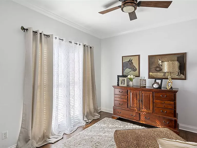 2606 Avondale Dr — Photo 12