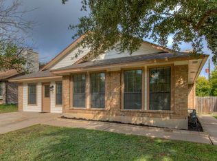 818 Clearwater Trl, Round Rock, TX 78664