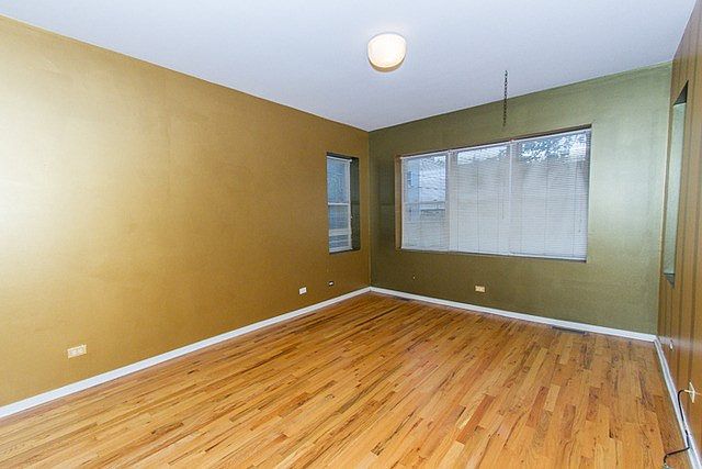 1st image of 3114 W Cullom Ave #1