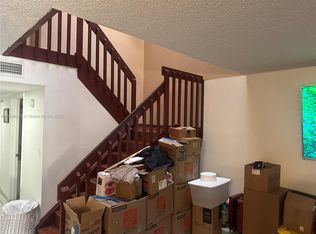 3992 W 8th Ln, Hialeah, FL 33012