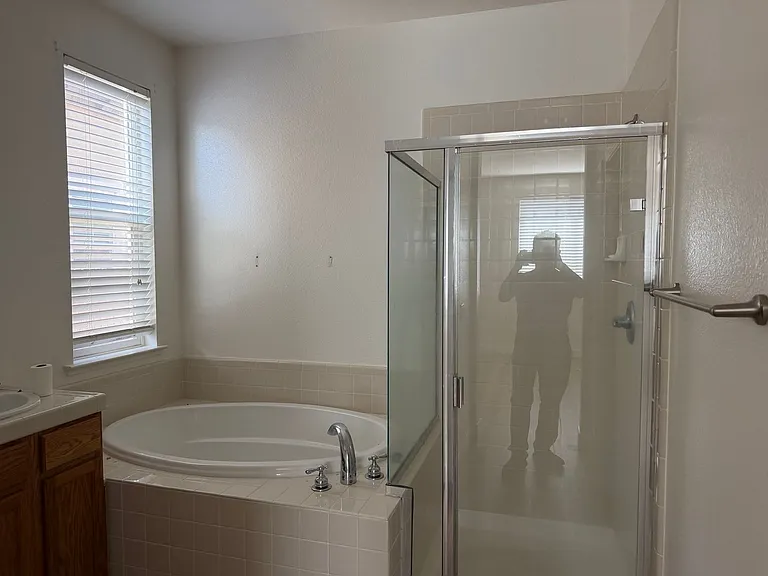 8313 Dandelion Dr — Photo 4