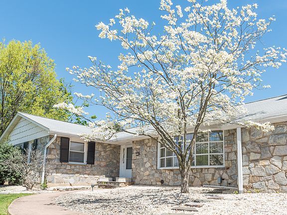 5th image of 3320 Green Meadow Dr