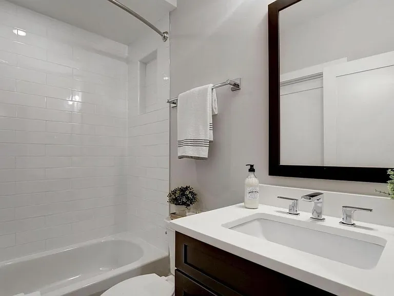 1412 Montello Ave NE #A — Photo 11