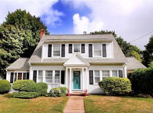 159 Hemlock Rd, New Haven, CT 06515