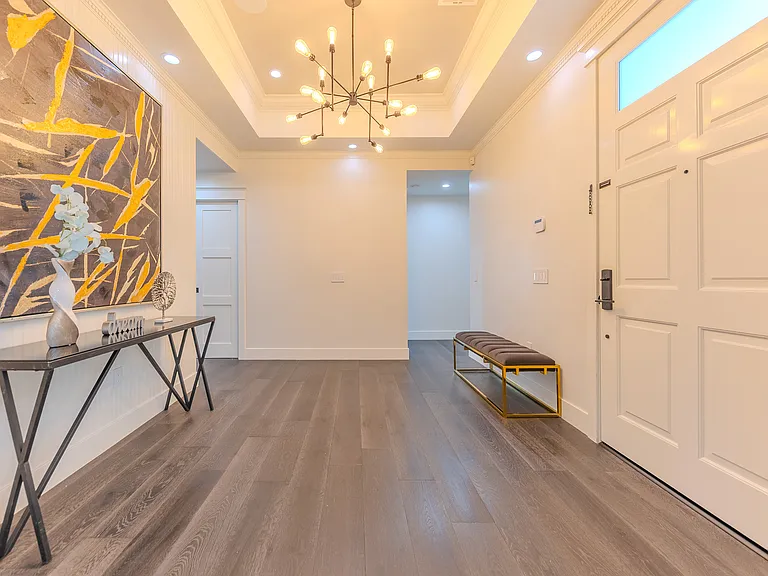 2150 S El Molino Ave — Photo 15