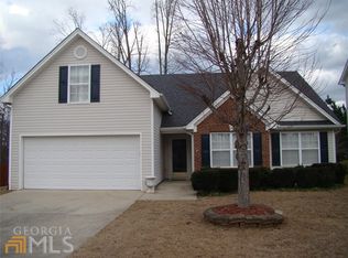 2081 Wildcat Cliffs Ln, Lawrenceville, GA 30043