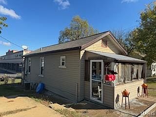 2nd image of 717 Bartolet Ave