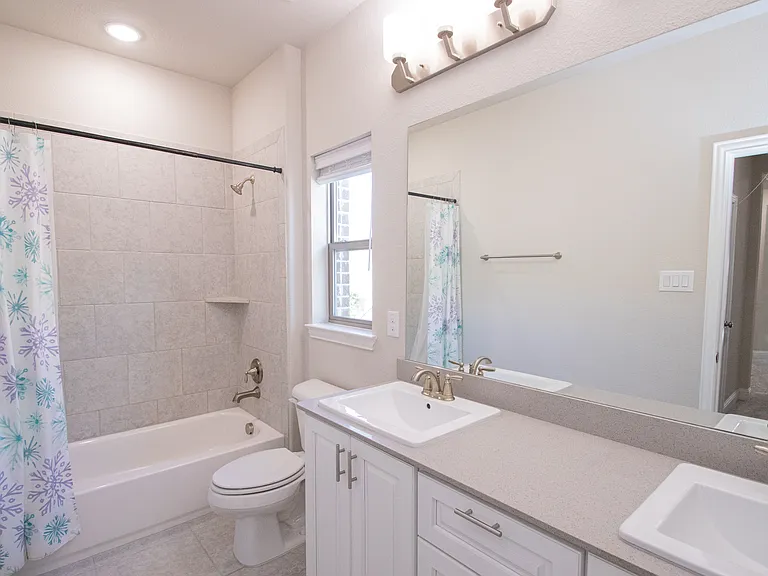 12709 Royal Oaks Ln — Photo 24