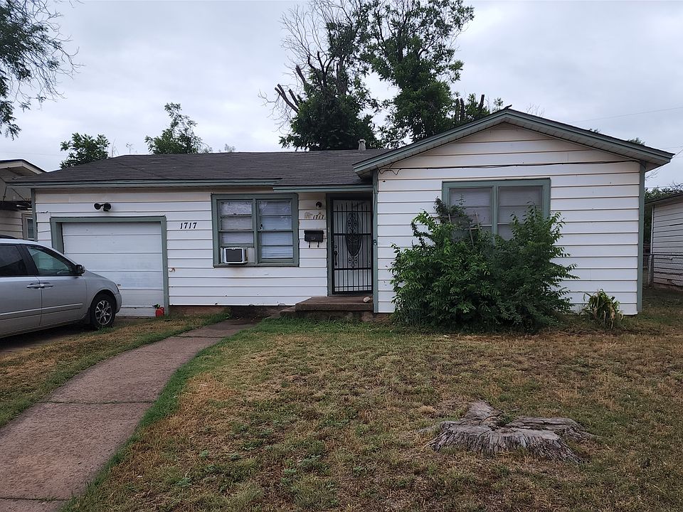 1st image of 1717 Fannin St