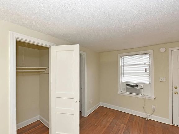 3rd image of 1705 Portland Ave APT 8