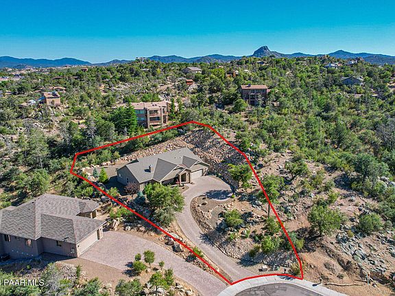 3rd image of 2102 Burlwood Dr