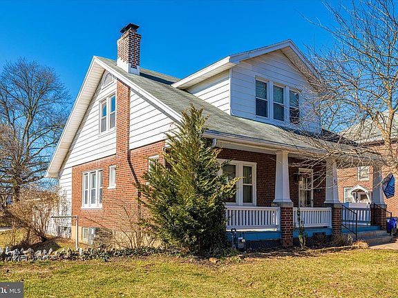 4th image of 43 McKee Ave