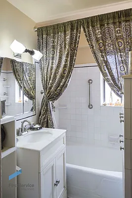 Sold by FirstService Realty (legacy) | media 24