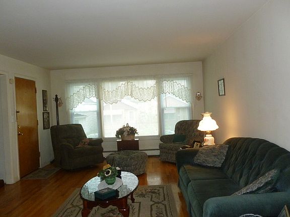 2nd image of 1104 Hannah Ave