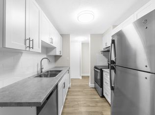 Regal Tower Apartments - Chatham, Chatham Kent, ON N7M 6A4