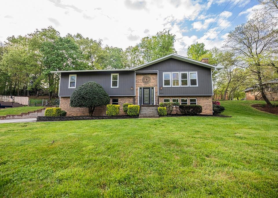 1st image of 8006 Camberley Dr