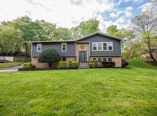 8006 Camberley Dr, Powell, TN 37849