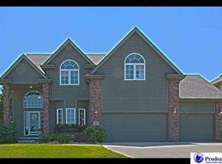 7249 N 154th St, Bennington, NE 68007