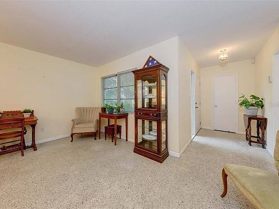 4th image of 473 Lewis Blvd SE