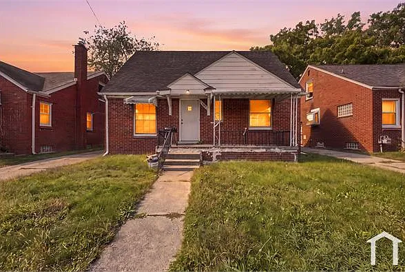 3 bed, 757 sqft, $1,280 — Photo 2