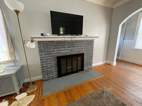 2nd image of 1308 Ashmun St