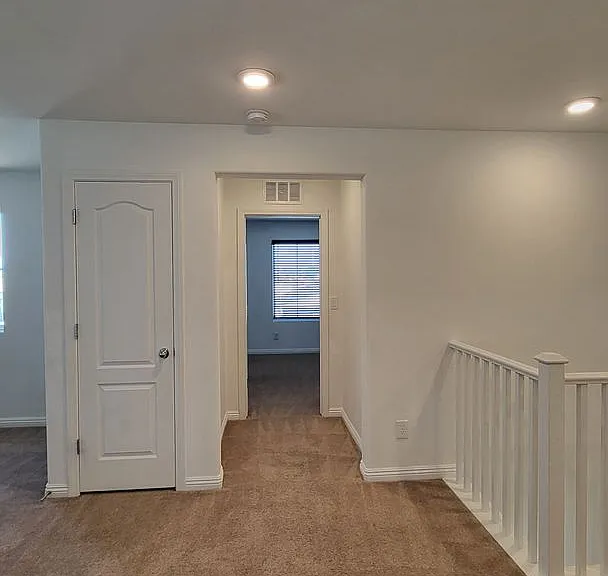 3807 E Summit Ave — Photo 46