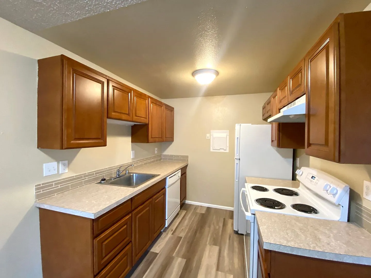Lincoln Ave Apartments LLC — Photo 1