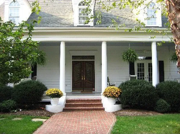 103 Schubauer Dr, Cary, NC 27513