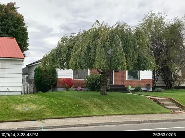 2323 W Rowan Ave, Spokane, WA 99205