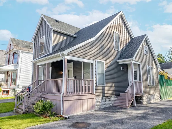 12 Dellinger Ave, Batavia, NY 14020