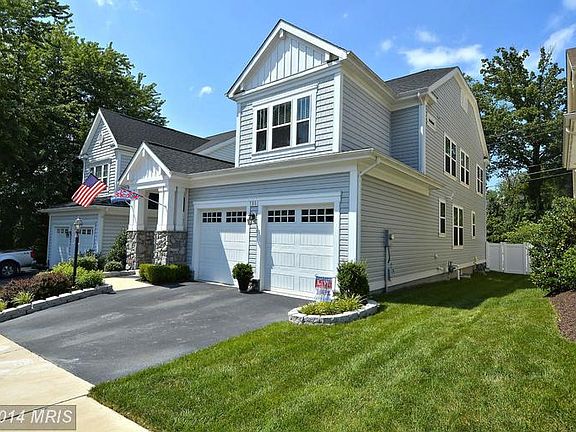 2nd image of 7951 Almeda Ct
